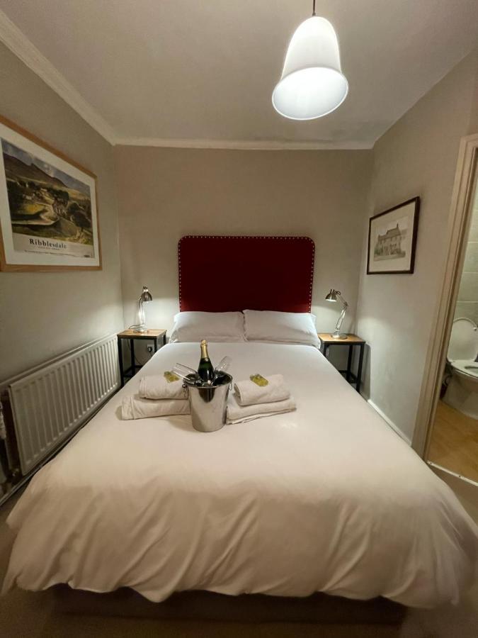Queens Arms Litton 3* Litton (North Yorkshire)
